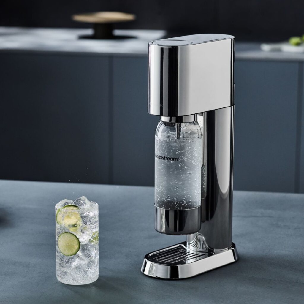 高級デザインと鋭いキレのある炭酸を両立したプレミアムモデル